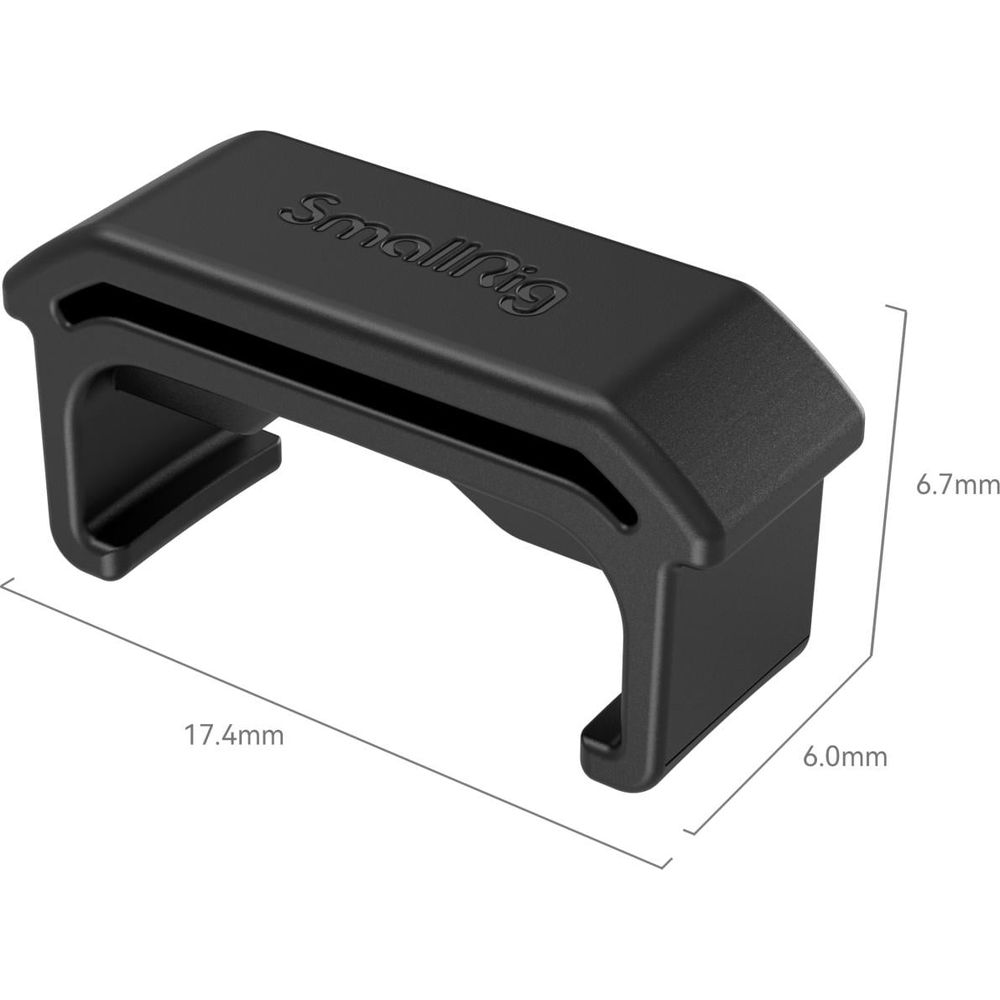 Ein schwarzer SmallRig-Adapter mit Maßen 17,4 mm L x 6,7 mm H x 6,0 mm B.