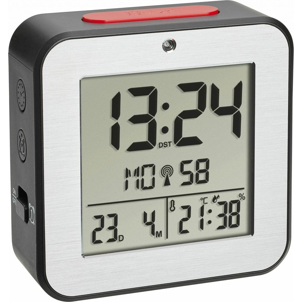 Digitaluhr zeigt 13:24, Mo 58, 23 Grad, 4. Mai, 21:38 Uhr.