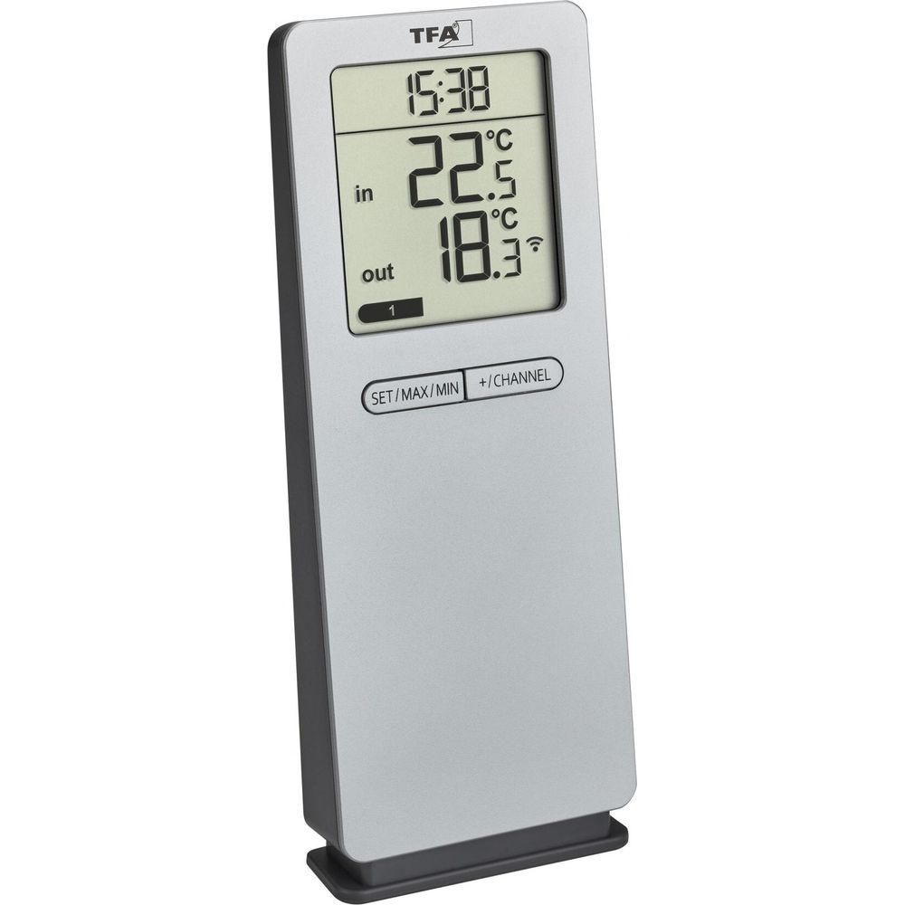 Ein TFA-Thermometer zeigt 15:38, 22,5°C innen und 18,9°C außen.