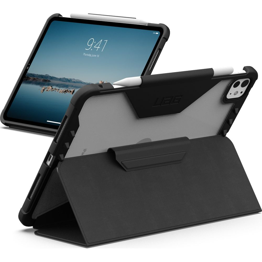 Czarny tablet ze uchwytem na rysik i etui, w rogu.