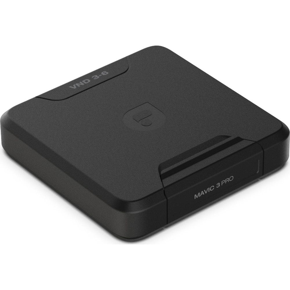 Czarny kwadratowy obiekt z oznaczeniami "VND 3-6" i "MAVIC 3 PRO".