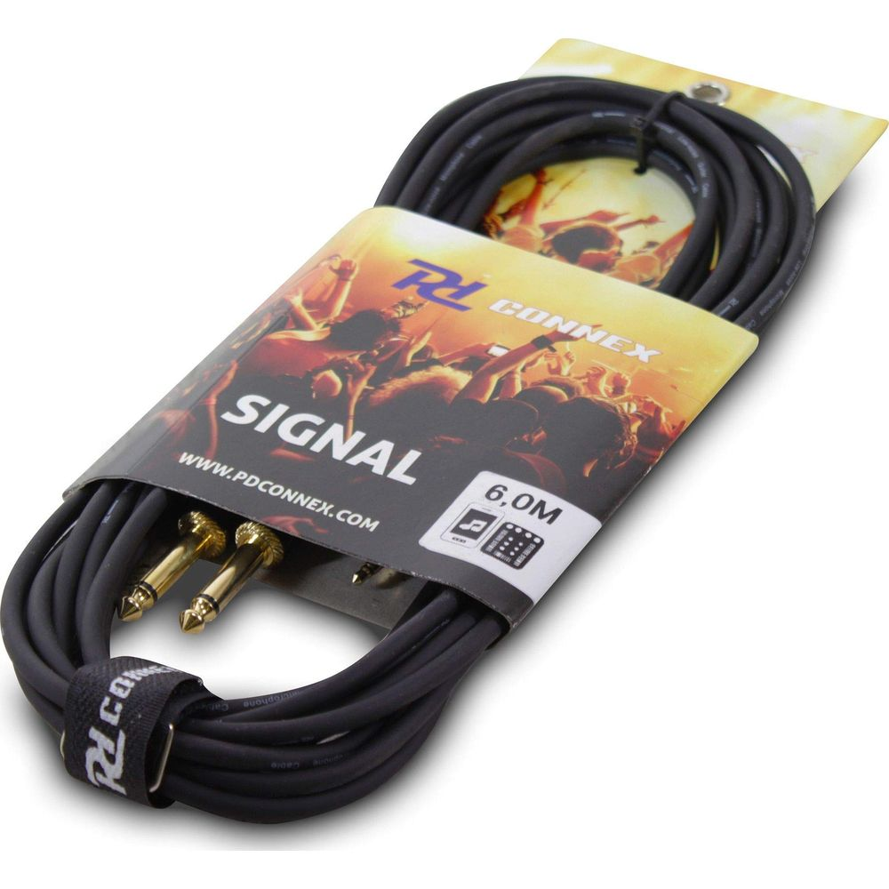 Cable de audio negro con dos conectores dorados, 6,0M de largo, empaquetado.