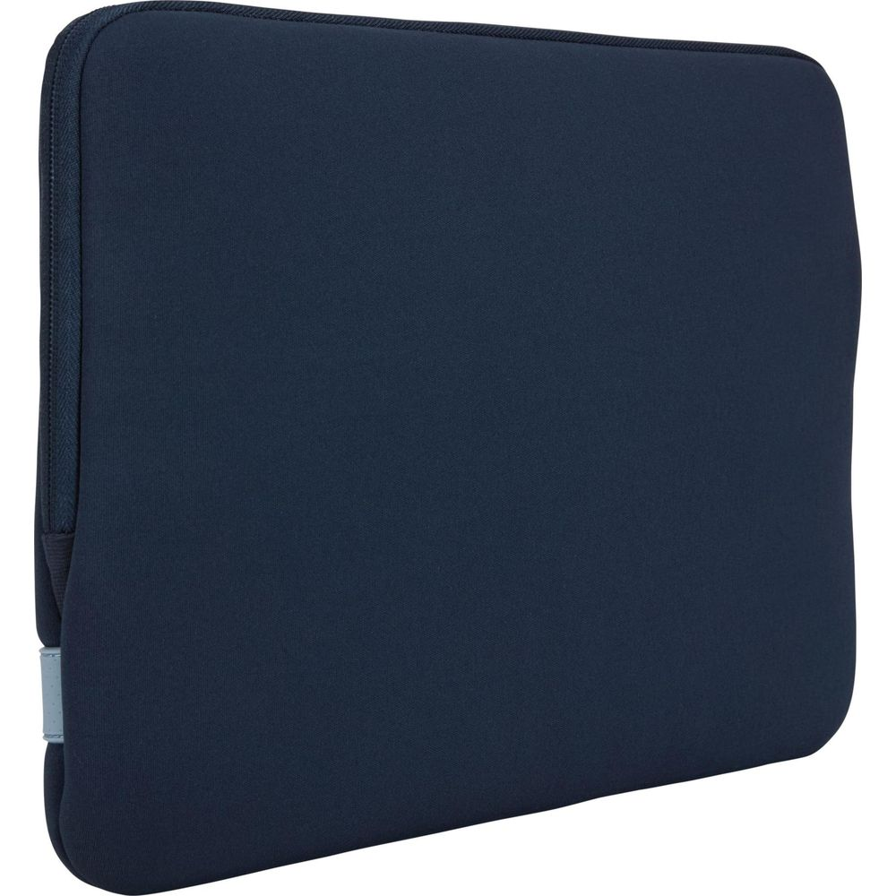 Custodia blu scuro per laptop con cerniera e una piccola etichetta azzurra.