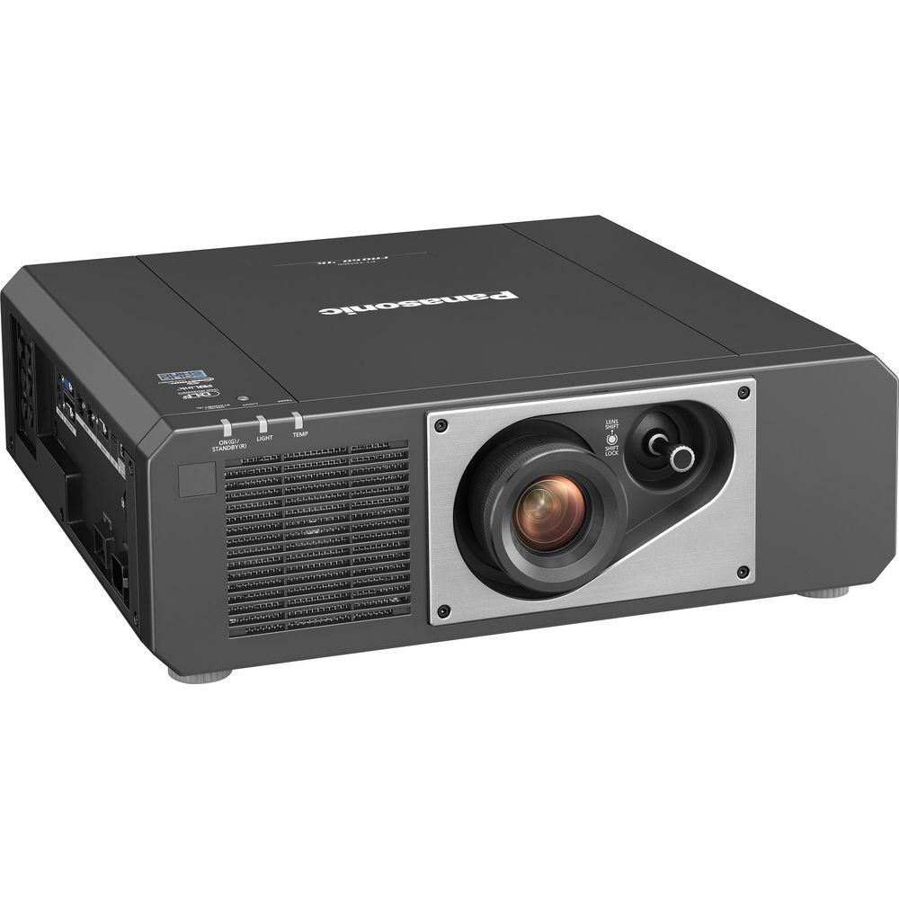 Ein schwarzer Panasonic-Projektor mit Linse und Bedienelementen.