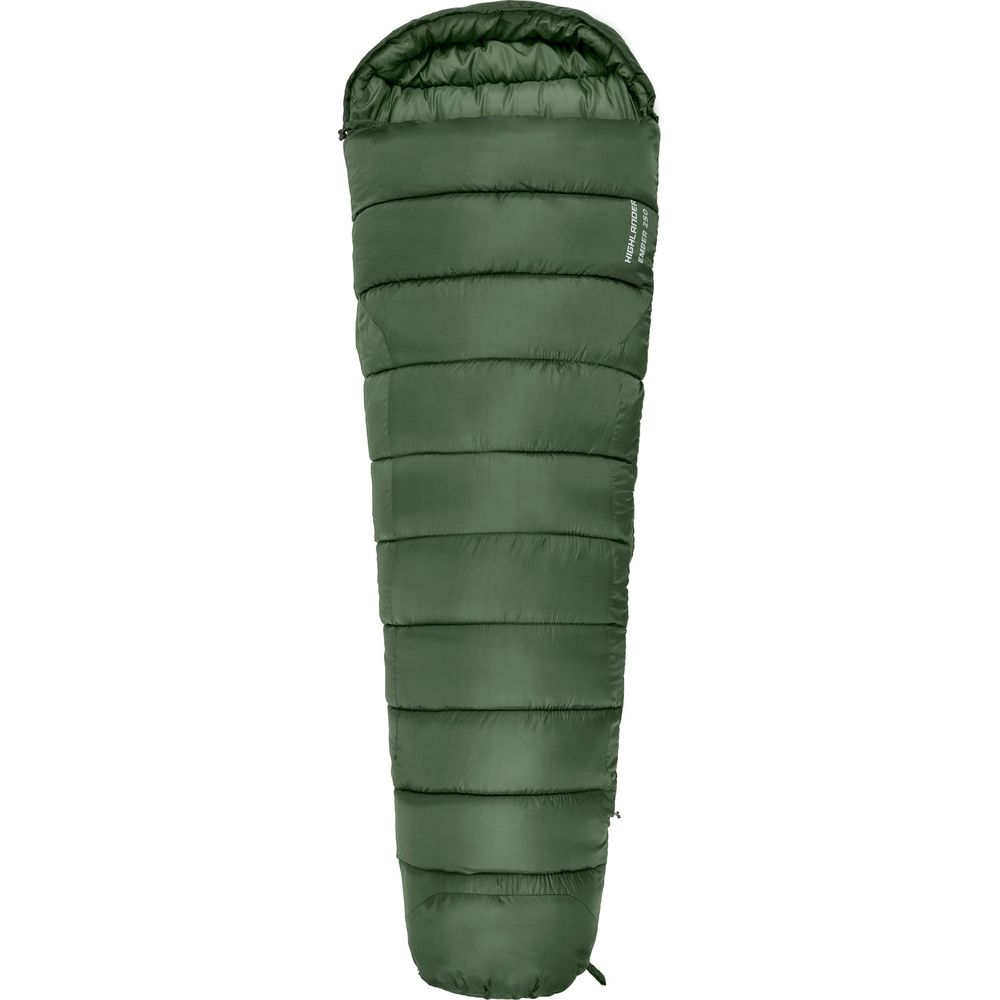 Ein grüner Schlafsack mit Kapuze auf weißem Hintergrund.