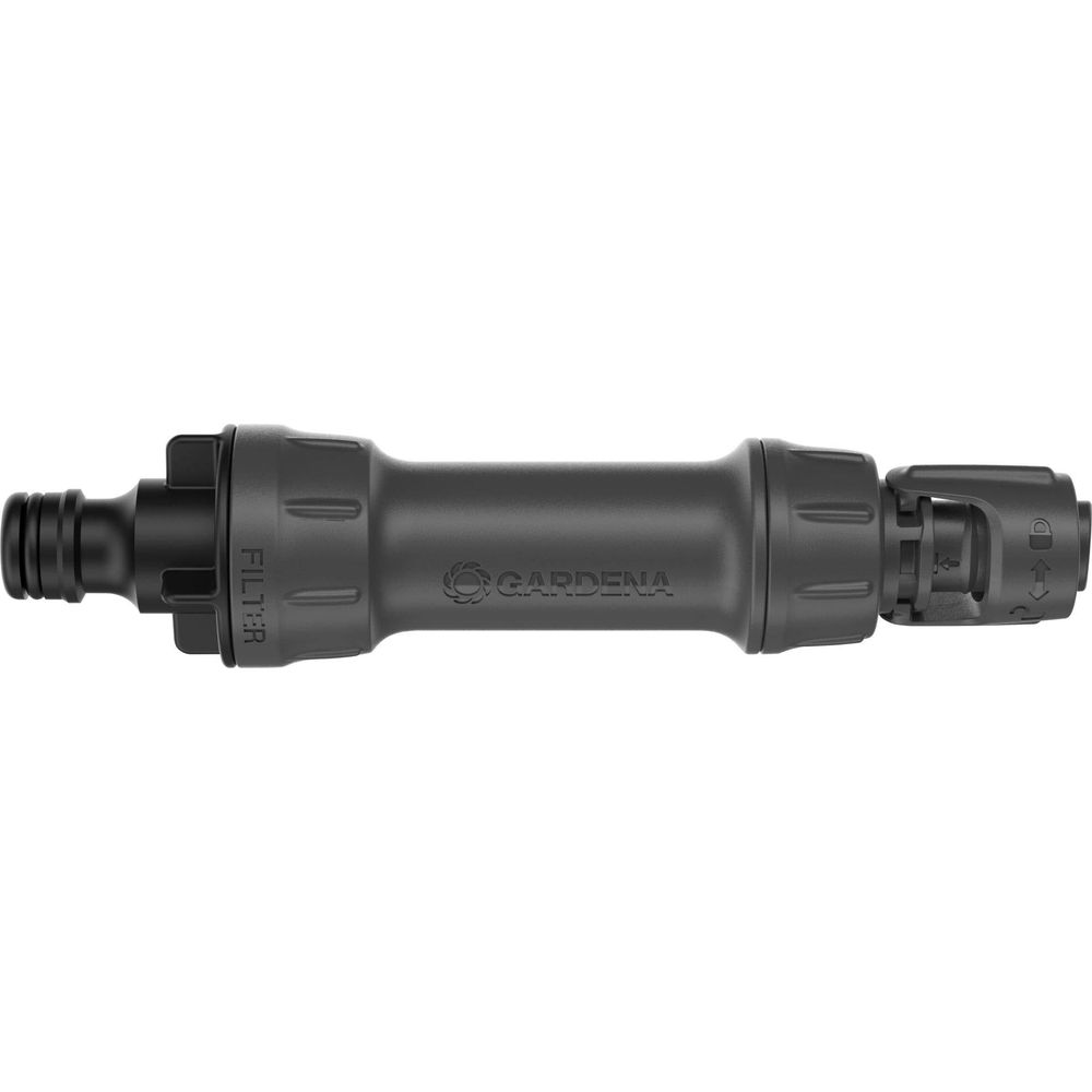 Zwarte Gardena waterfilter met koppelingen, op witte achtergrond.