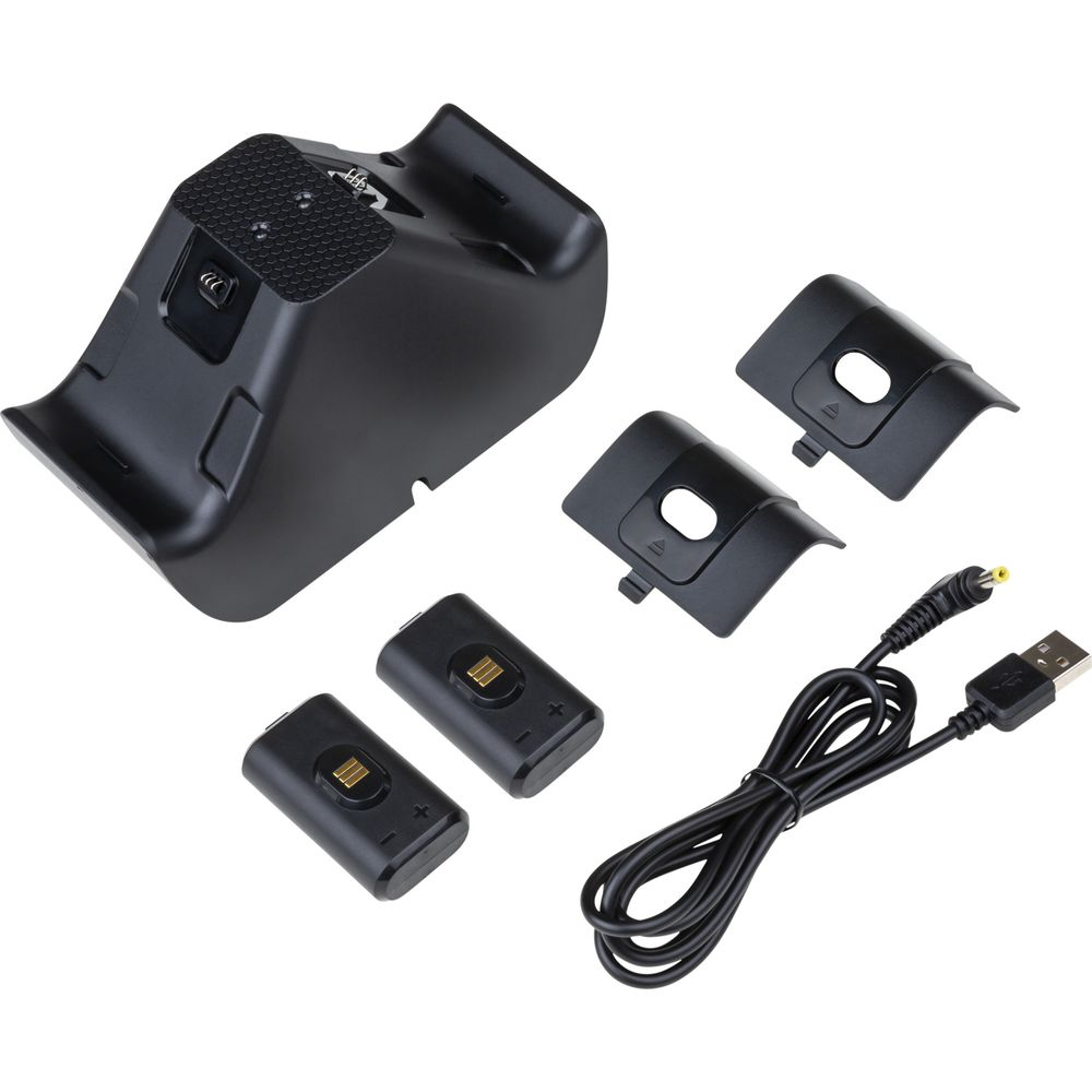 Base di ricarica nera con due batterie, due coperture e un cavo USB.