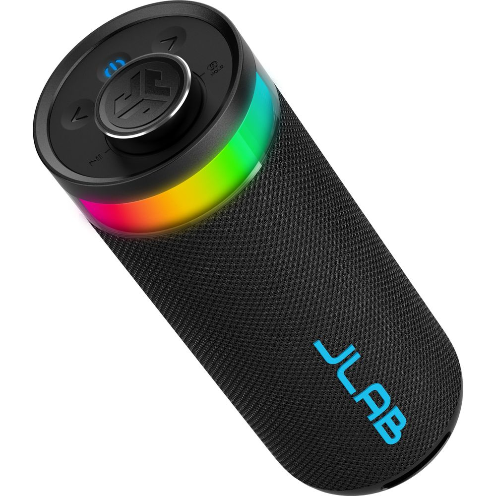 Altoparlante JLab nero con fascia luminosa LED arcobaleno e pulsanti.