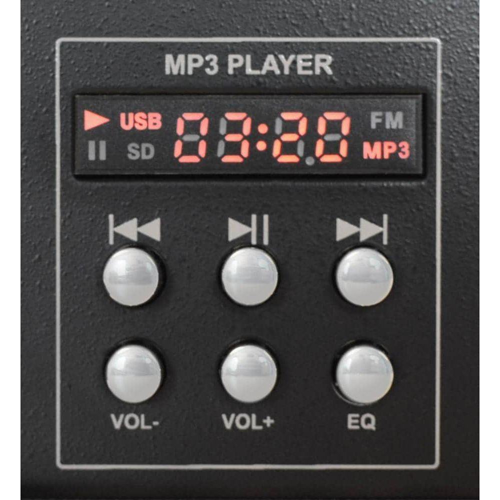MP3-Player-Display mit Uhrzeit, USB/SD-Anzeige und Steuertasten.