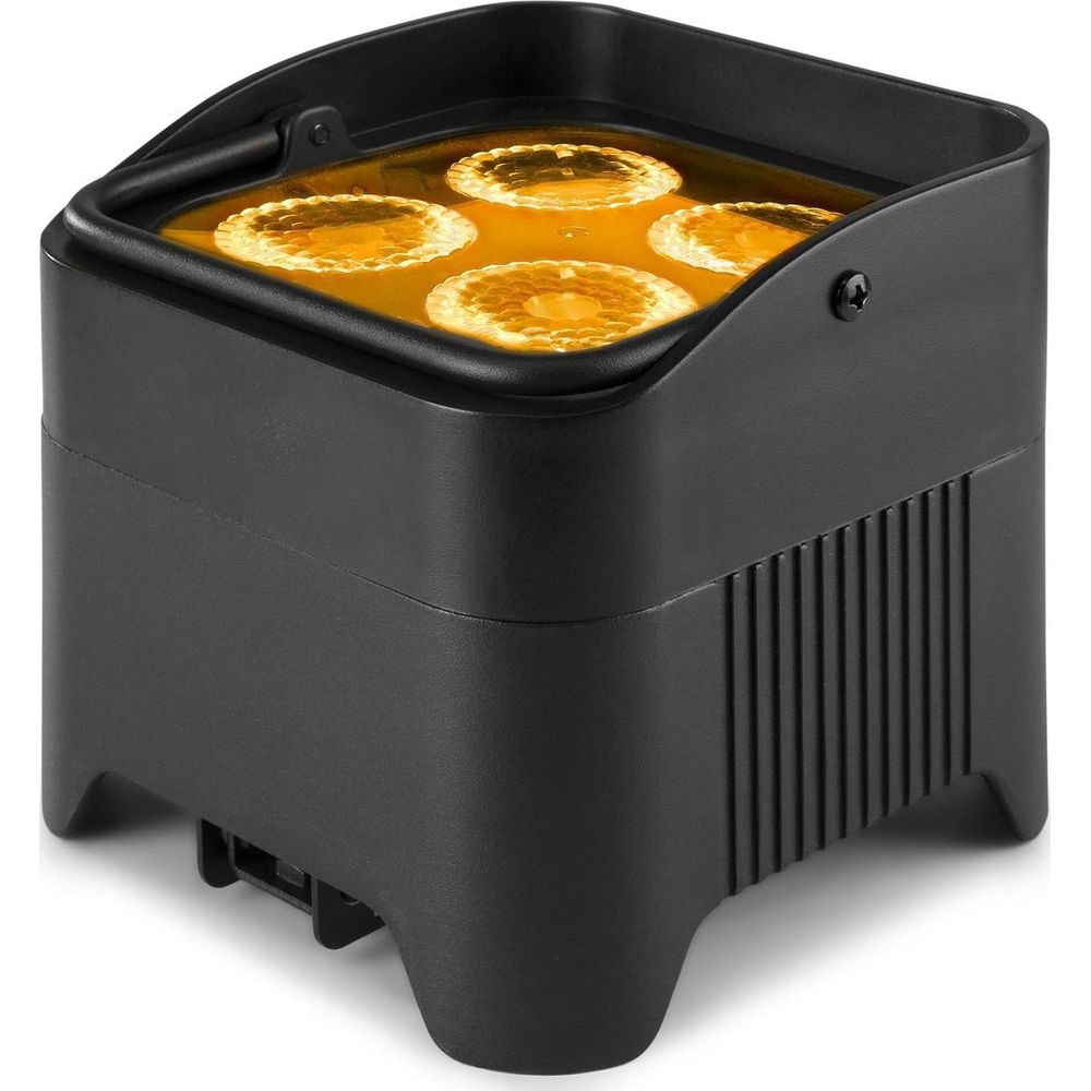 Foco cúbico negro con cuatro LEDs amarillos, rejillas y pies.