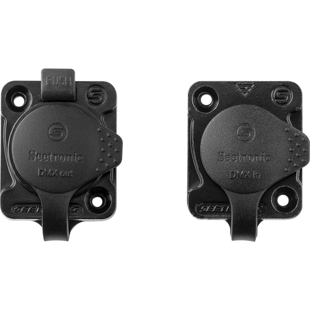 Dos conectores Seetronic DMX de entrada/salida negros uno al lado del otro.