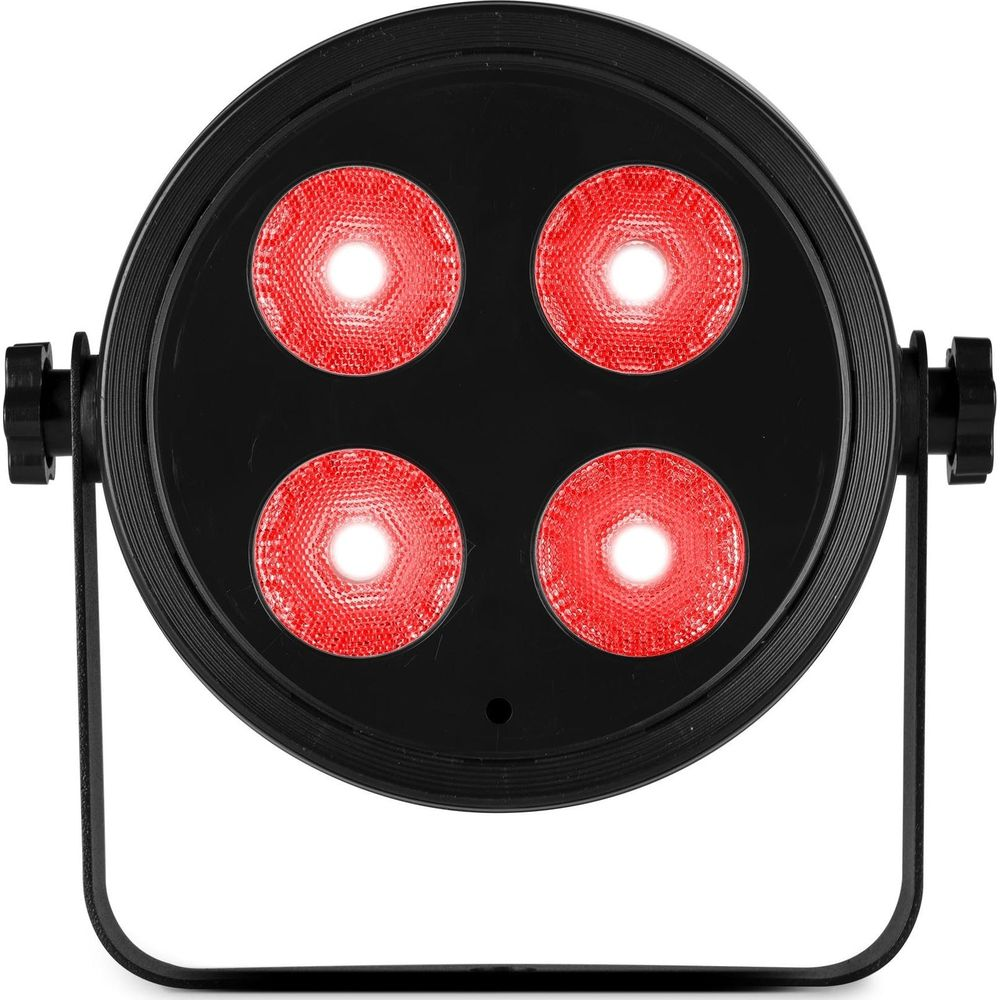 Foco negro con cuatro luces rojas y un soporte.