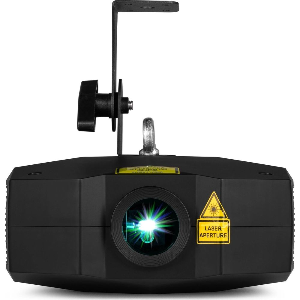 Proyector de luz láser negro con soporte y haz verde que emite desde la apertura.