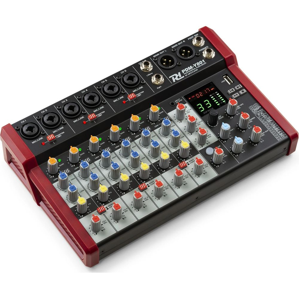 Un mezclador de audio rojo y negro con múltiples perillas y entradas.