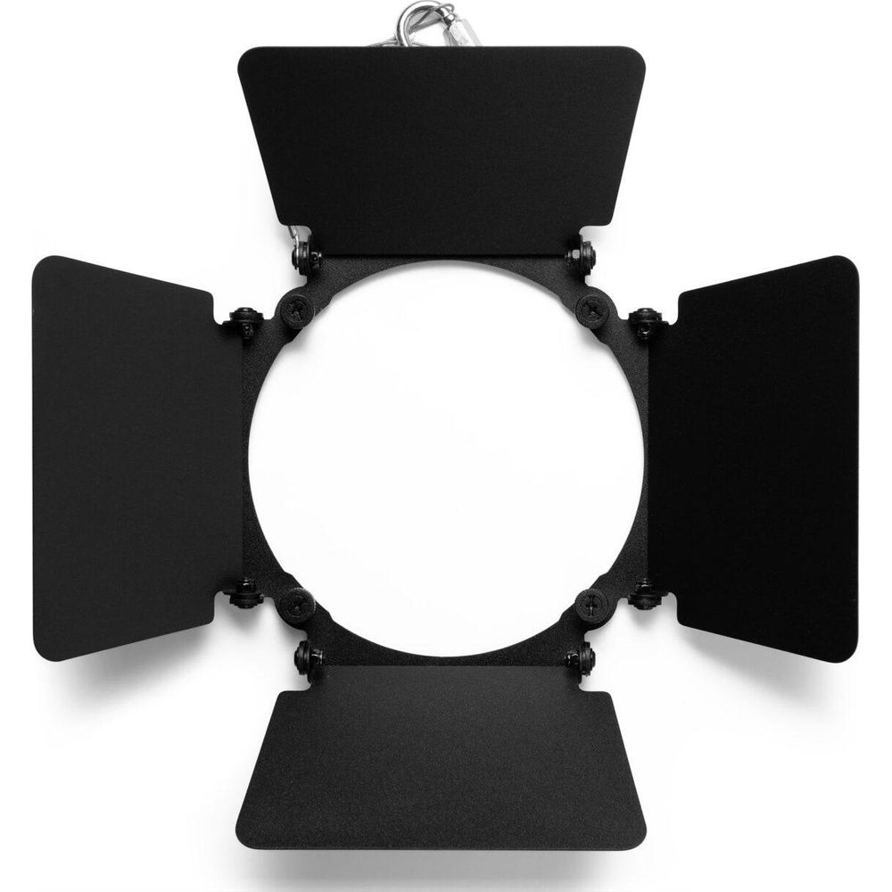Un accesorio de puerta de granero negro para una fuente de luz redonda.