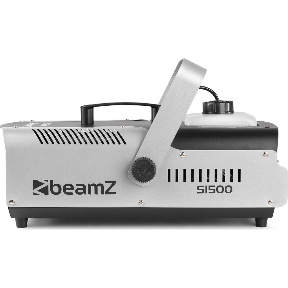 Máquina de humo plateada con tanque y asa negros. Marca: BeamZ.