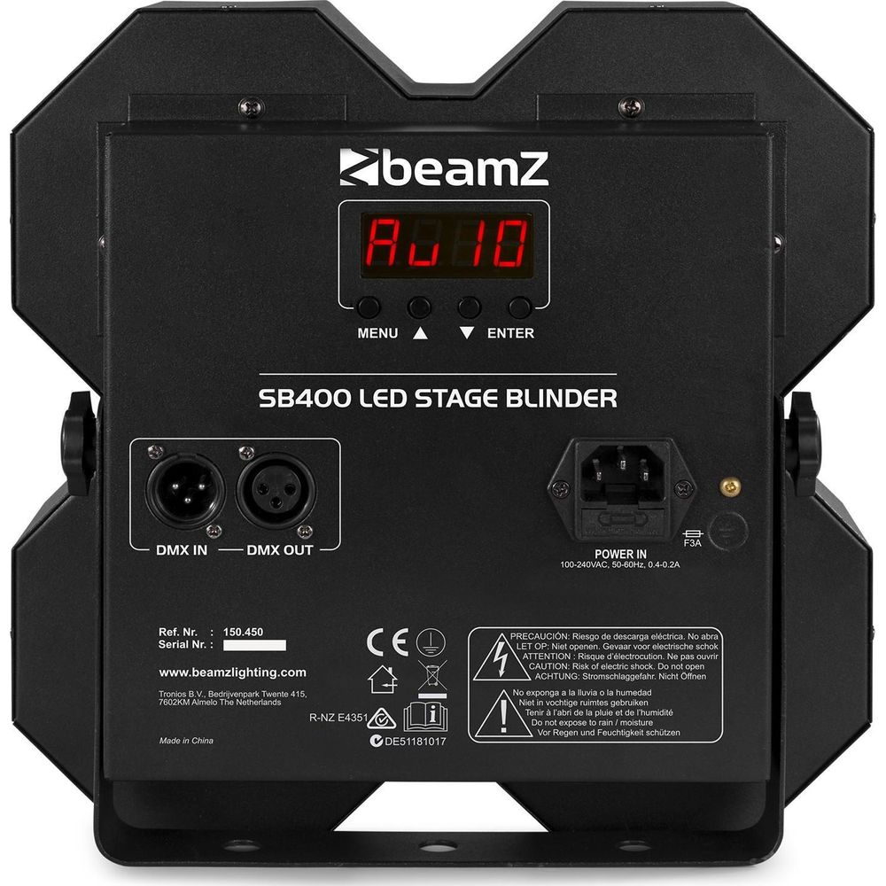 Un BeamZ SB400 LED Stage Blinder con pantalla roja y conectores.