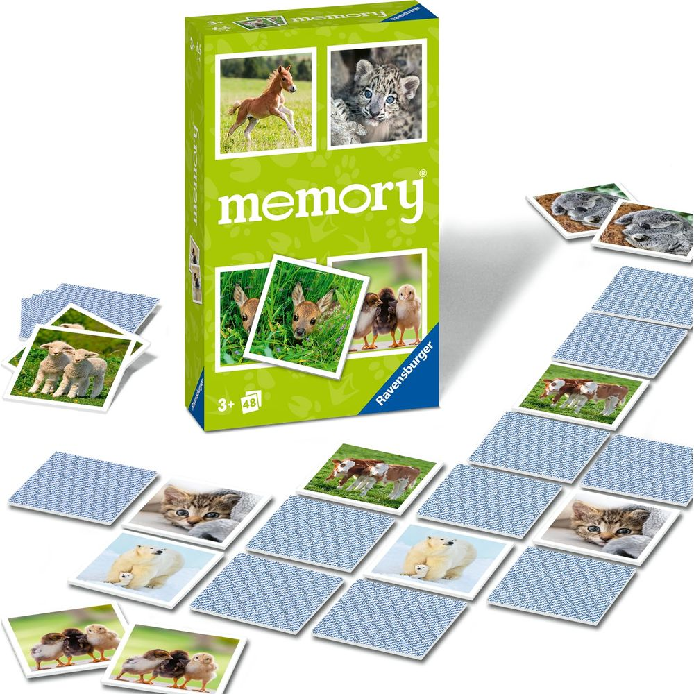 Ein Ravensburger Memory Spiel mit Tierbabys, Karten und Verpackung sind ausgelegt.