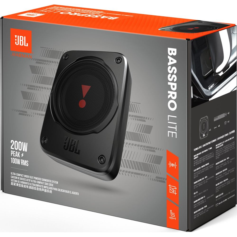 JBL Basspro Lite Subwoofer: schwarzer Kompakt-Subwoofer mit rotem Logo auf grauem Karton.