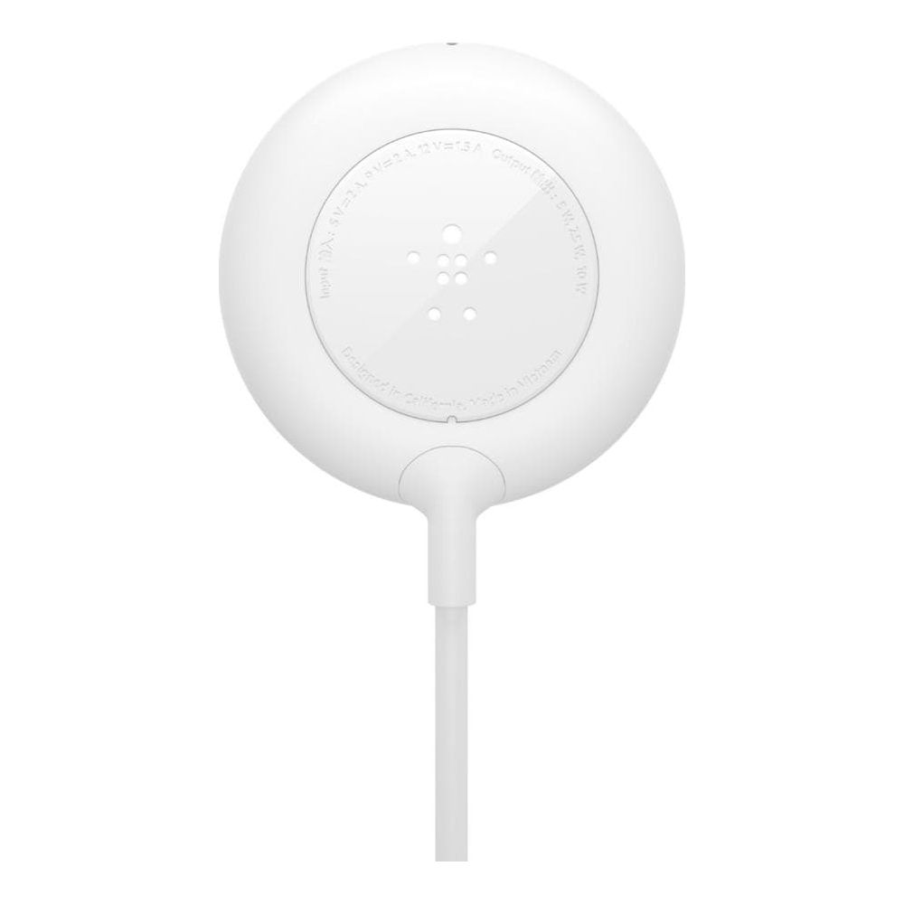 Weiße Ladeeinheit mit Kabel, Beschriftung auf der Vorderseite.