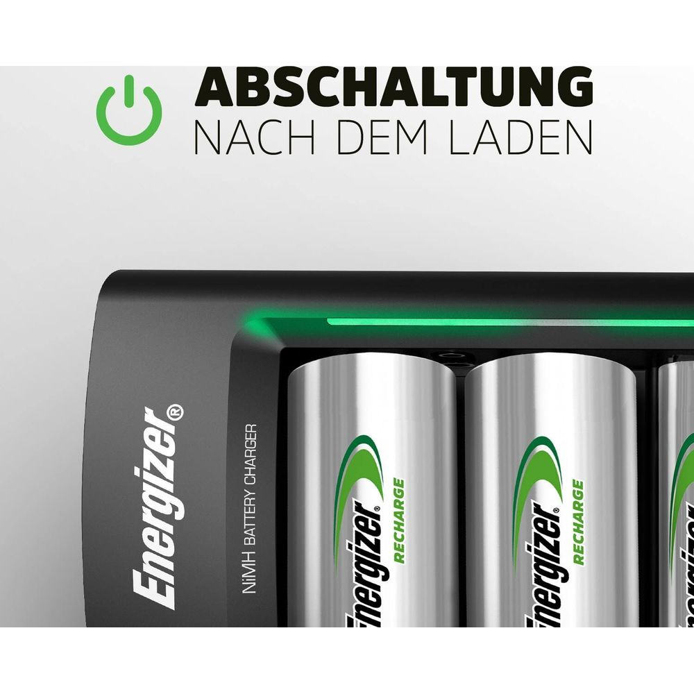 Caricabatterie Energizer con pile AA e spia di carica verde.