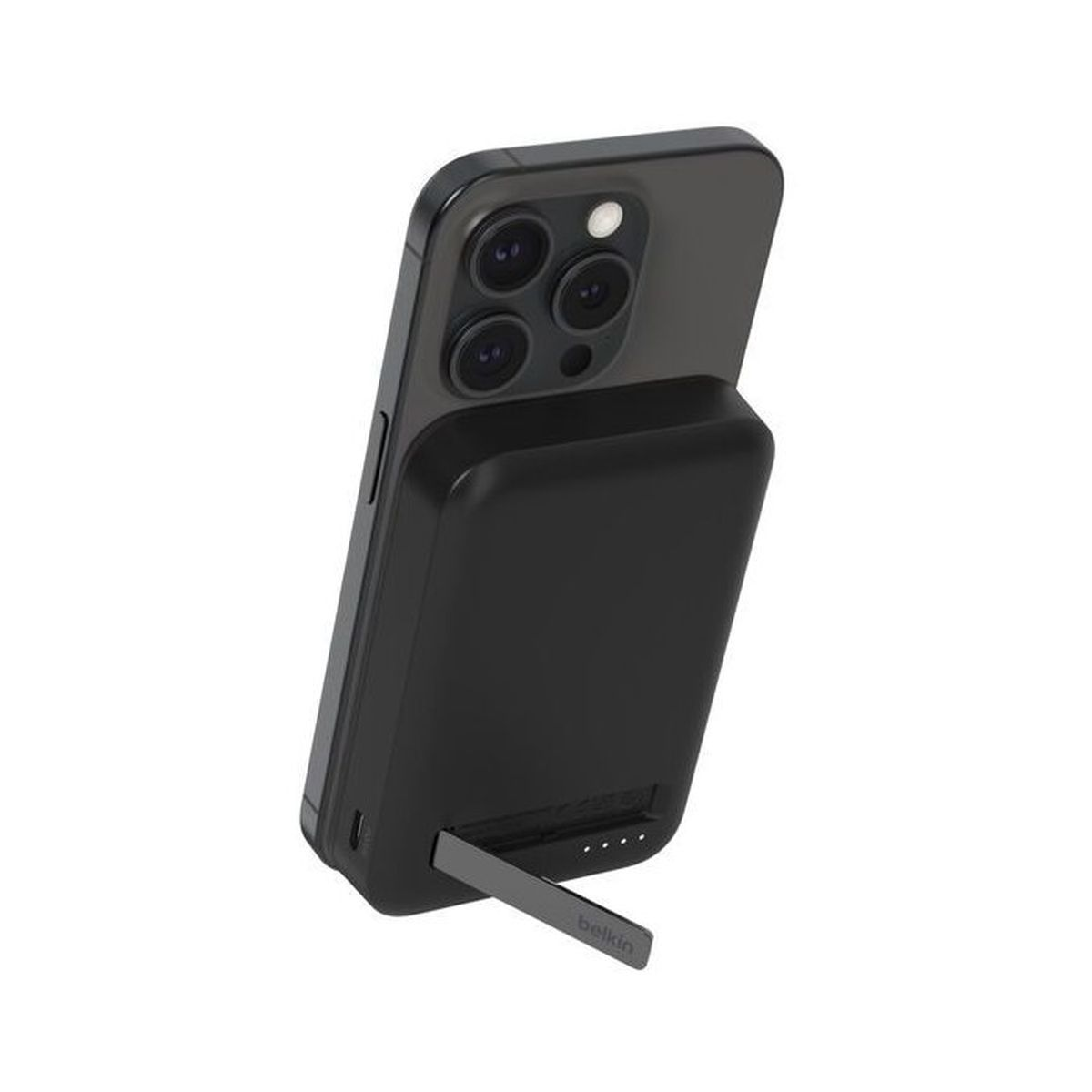 Zwarte iPhone met opladhoes en standaard aan de achterkant, witte puntjes onder.