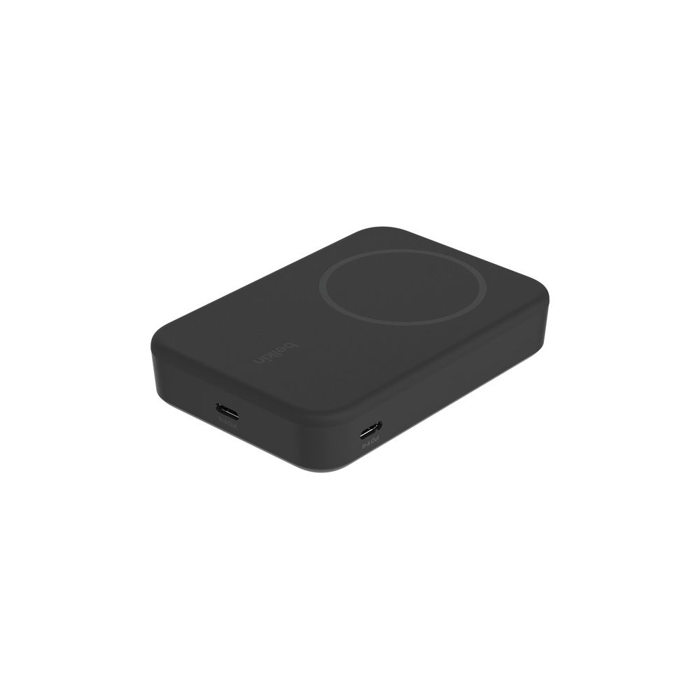 Zwarte draadloze oplader met twee USB-C poorten, Belkin logo.