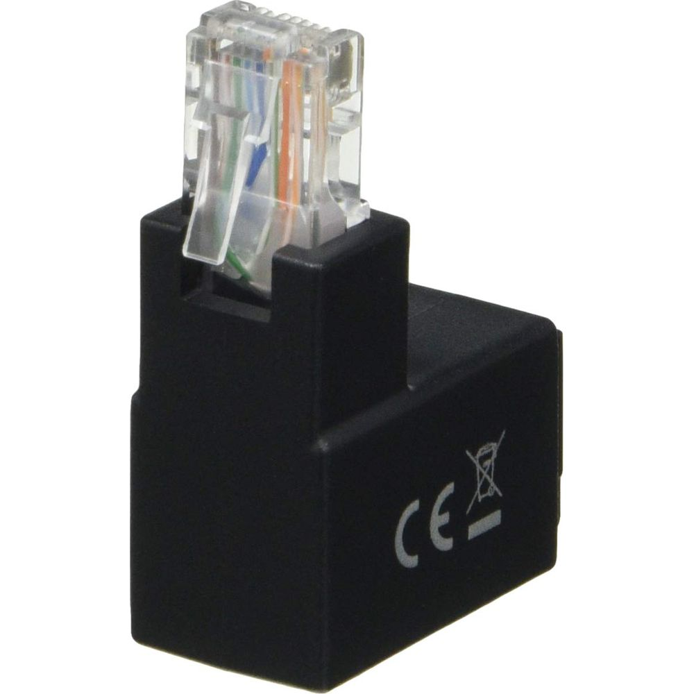 Adattatore nero con spina RJ45 trasparente e cavi.