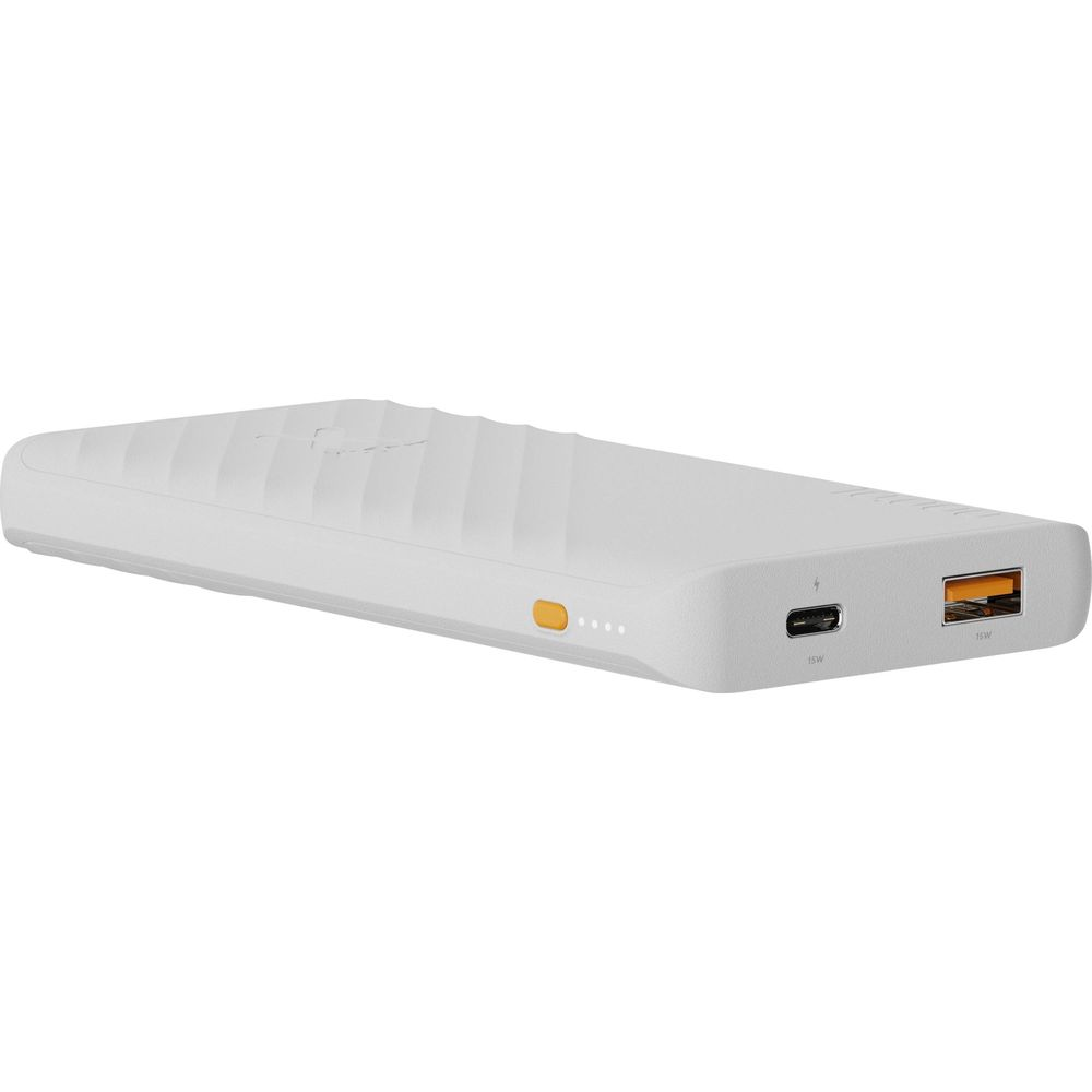 Batterie externe blanche avec ports USB-C et USB-A.