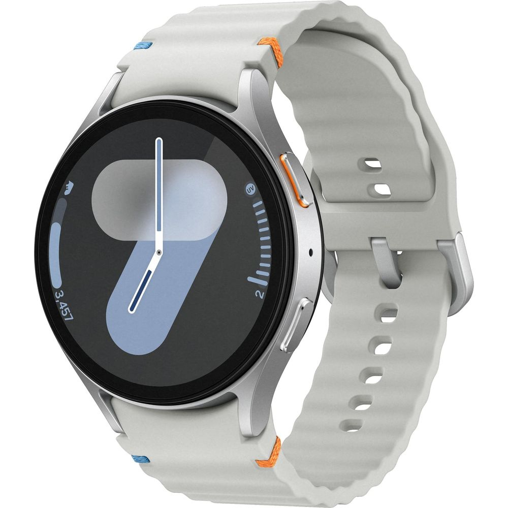 Smartwatch argentato con cinturino grigio. Lo schermo mostra un grande '9' e il conteggio passi.