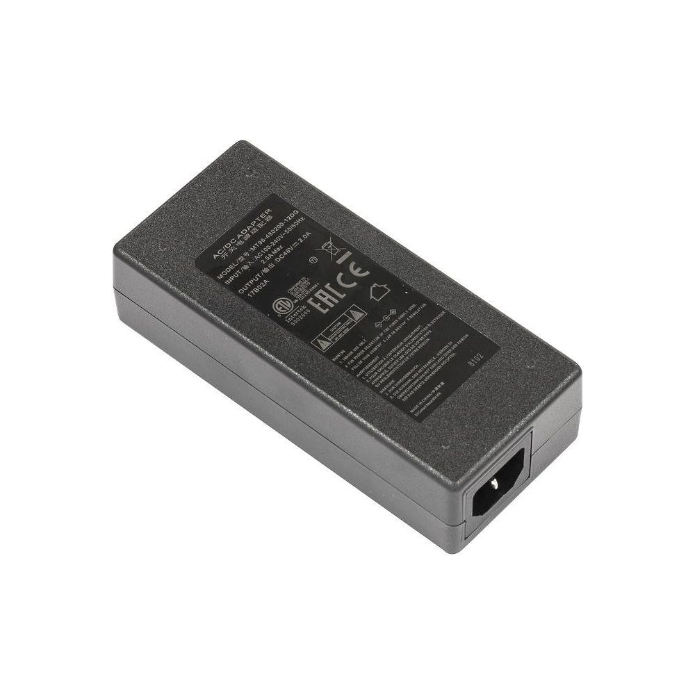 Czarny zasilacz AC/DC ze znakami EAC, UL i CE. Etykieta zawiera dane wejściowe/wyjściowe.