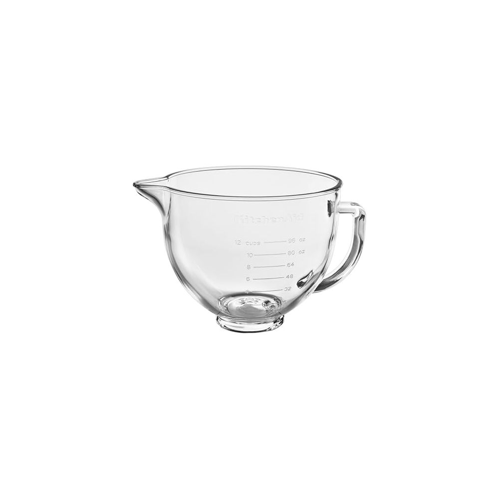 Eine klare Glasschüssel mit Griff und Ausguss, mit Markierungen für Tassen und Unzen.
