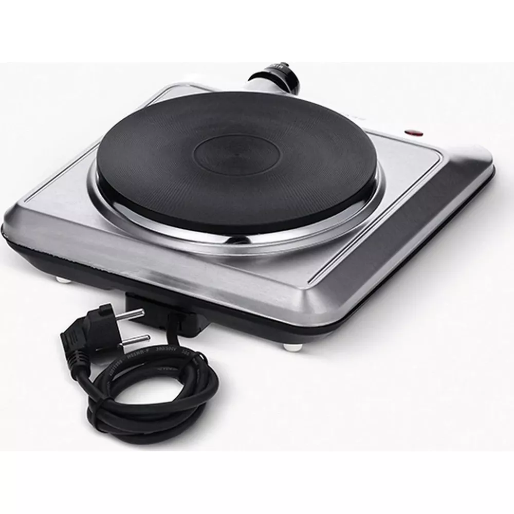 Srebrna płyta elektryczna z czarną powierzchnią i zwiniętym kablem.