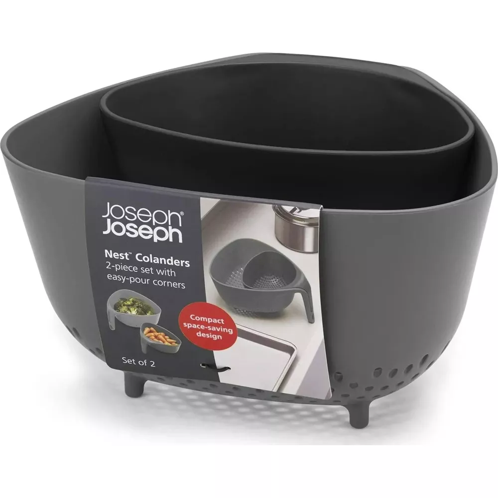 Coladores grises Joseph Joseph Nest, set de 2 con esquinas vertedoras y diseño compacto.