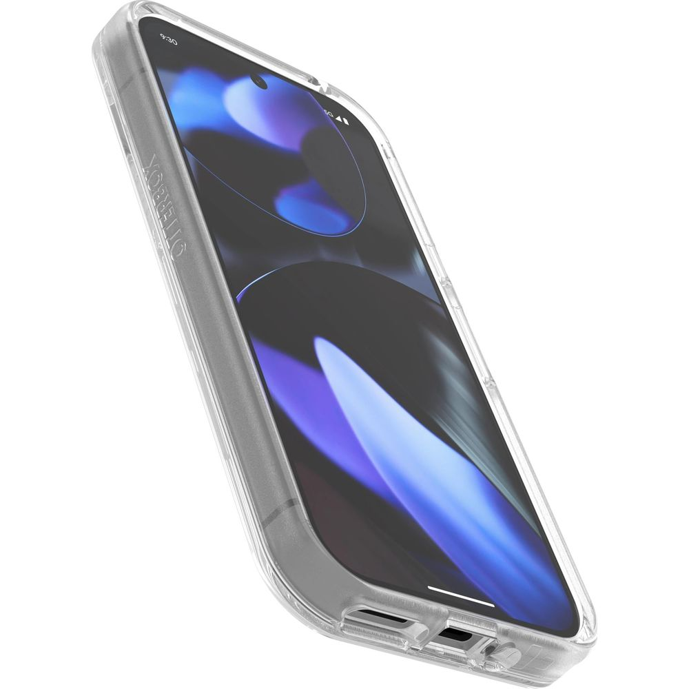Una custodia trasparente per telefono con marchio OTTERBOX sul lato.