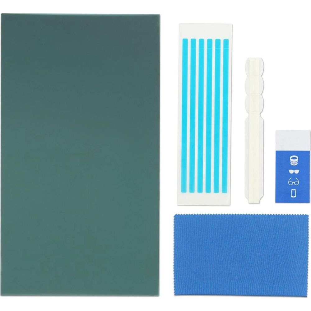 Una protezione schermo verde, strisce adesive blu, uno strumento e un panno in microfibra.