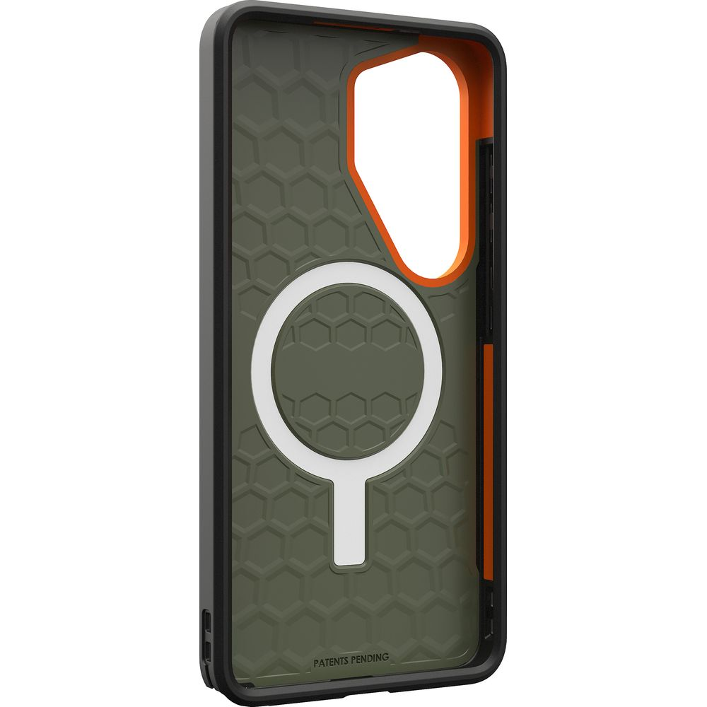 Grüne Handyhülle mit orangefarbenem Rand und Magnetring-Design.
