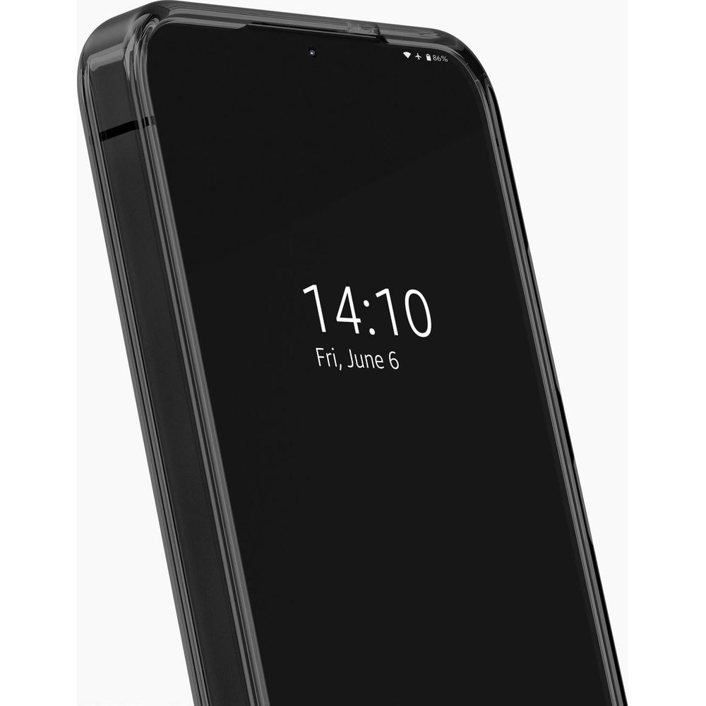Ein Smartphone in einer transparenten Hülle zeigt 14:10 Uhr am Freitag, 6. Juni.