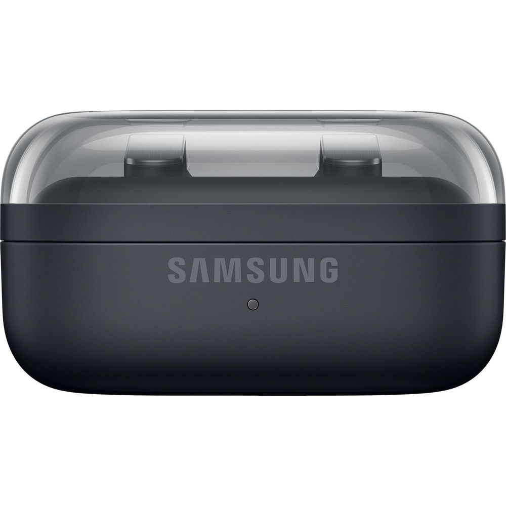Custodia di ricarica Samsung grigio scuro con coperchio trasparente. Visibile un piccolo foro.