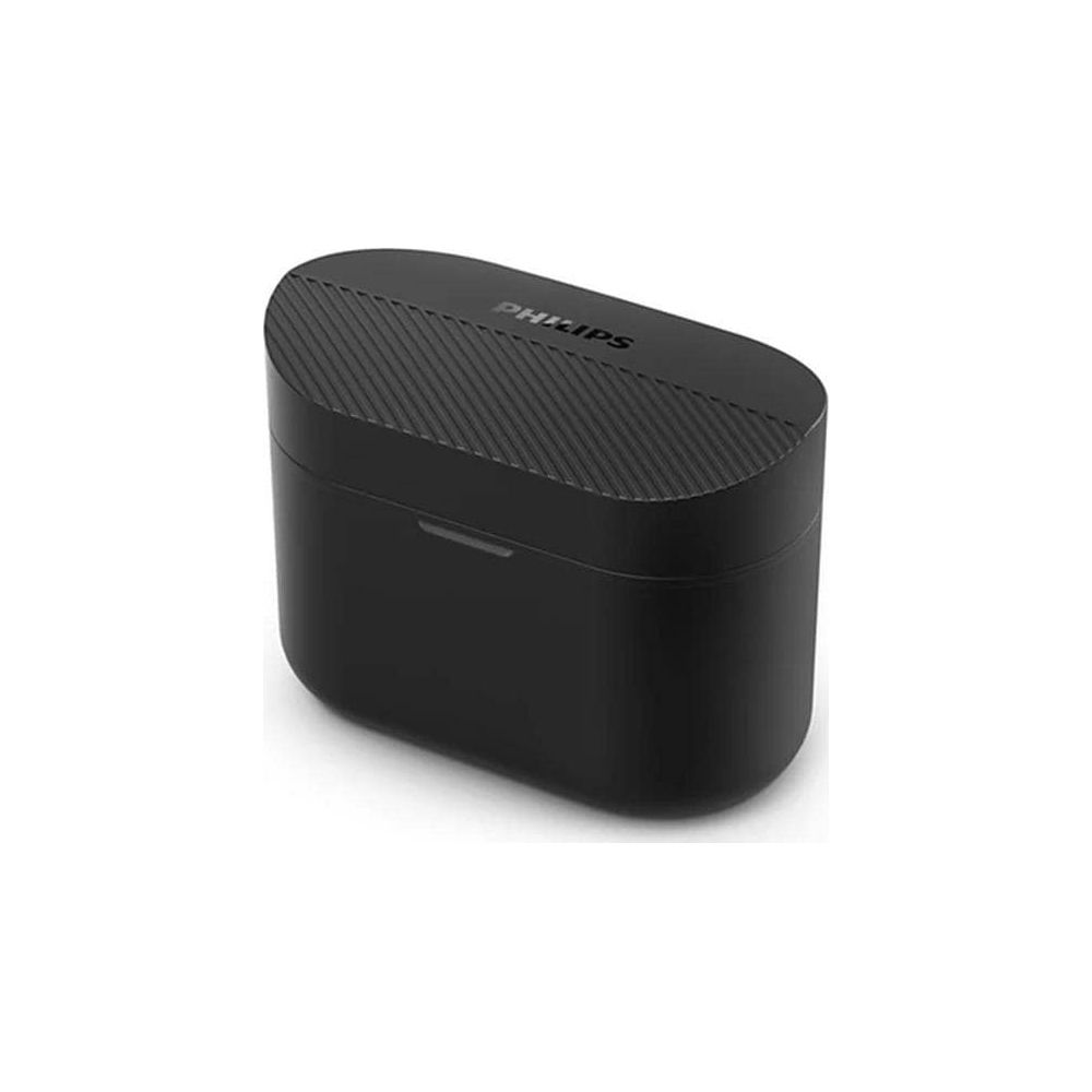 Czarne etui ładujące do słuchawek z prążkowaną pokrywką i logo Philips.