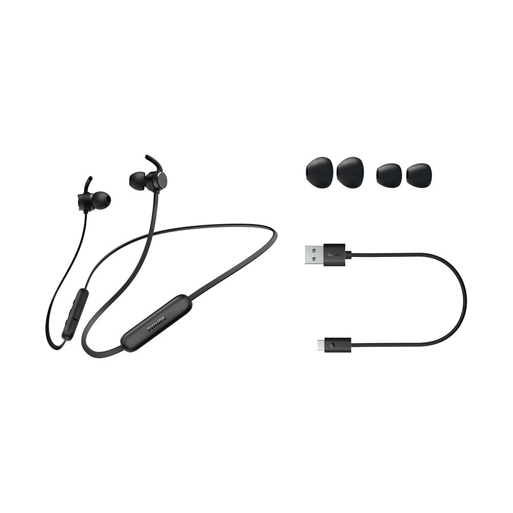 Czarne słuchawki z kablem ładującym i końcówkami do uszu na białym tle.