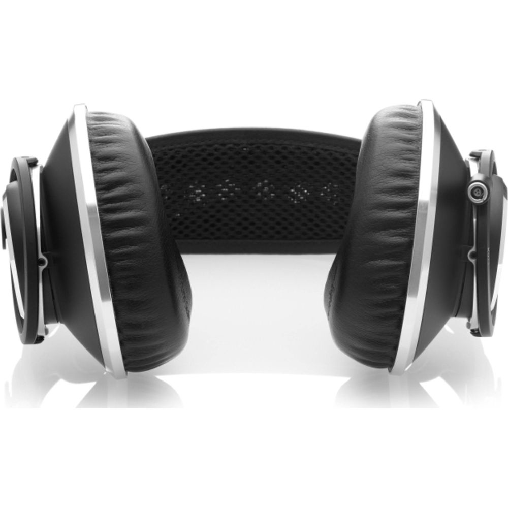 Casque circum-auriculaire noir avec accents argentés et arceau rembourré.