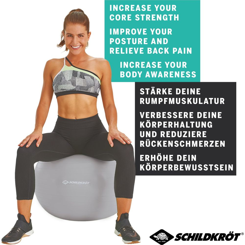 Frau sitzt auf einem Gymnastikball. Text über Rumpfstärke.