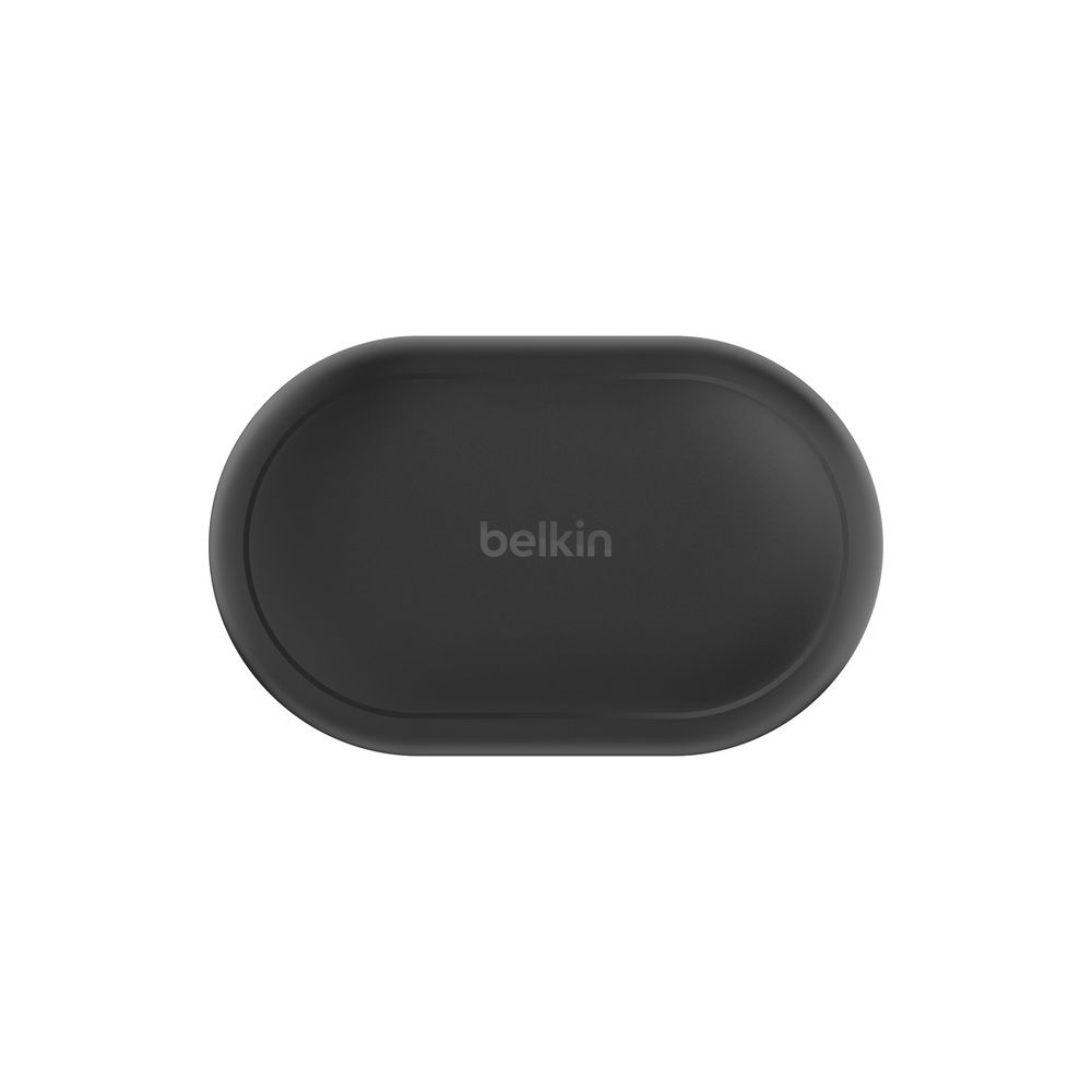 Schwarzes Belkin Ladeetui auf weißem Hintergrund.