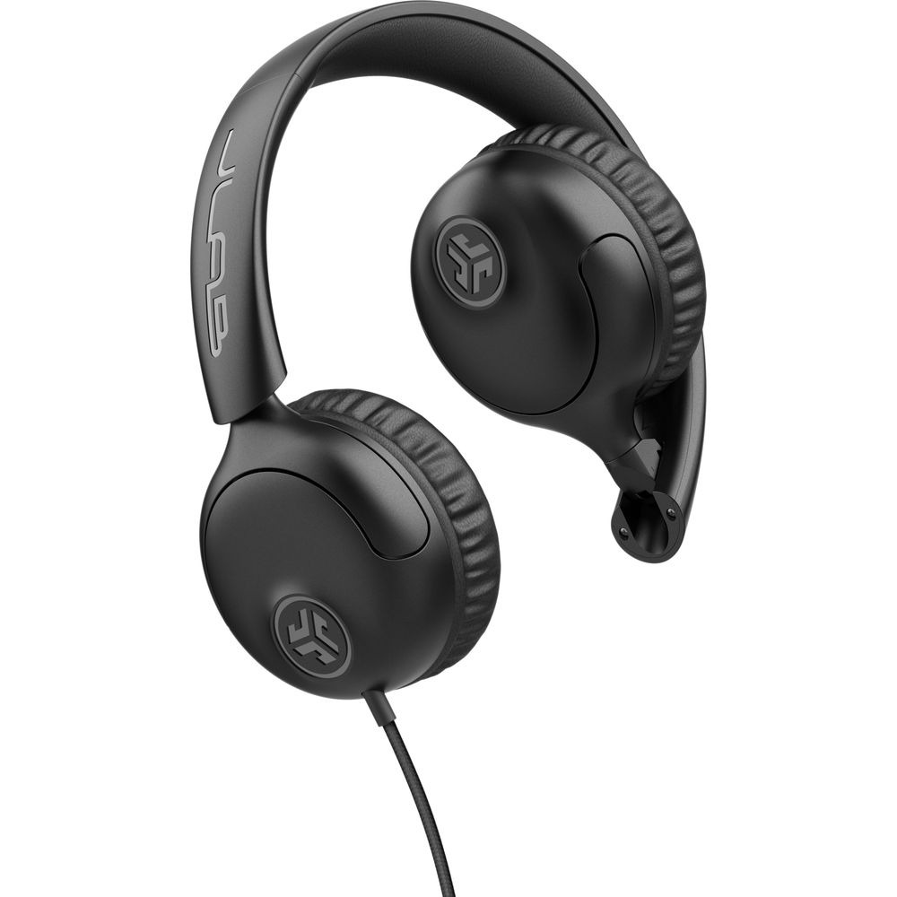 Casque noir avec logo JLab sur fond blanc.