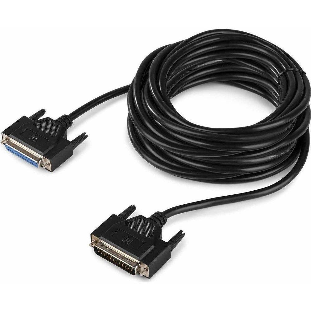 Un cable negro con dos conectores DB25 sobre fondo blanco.