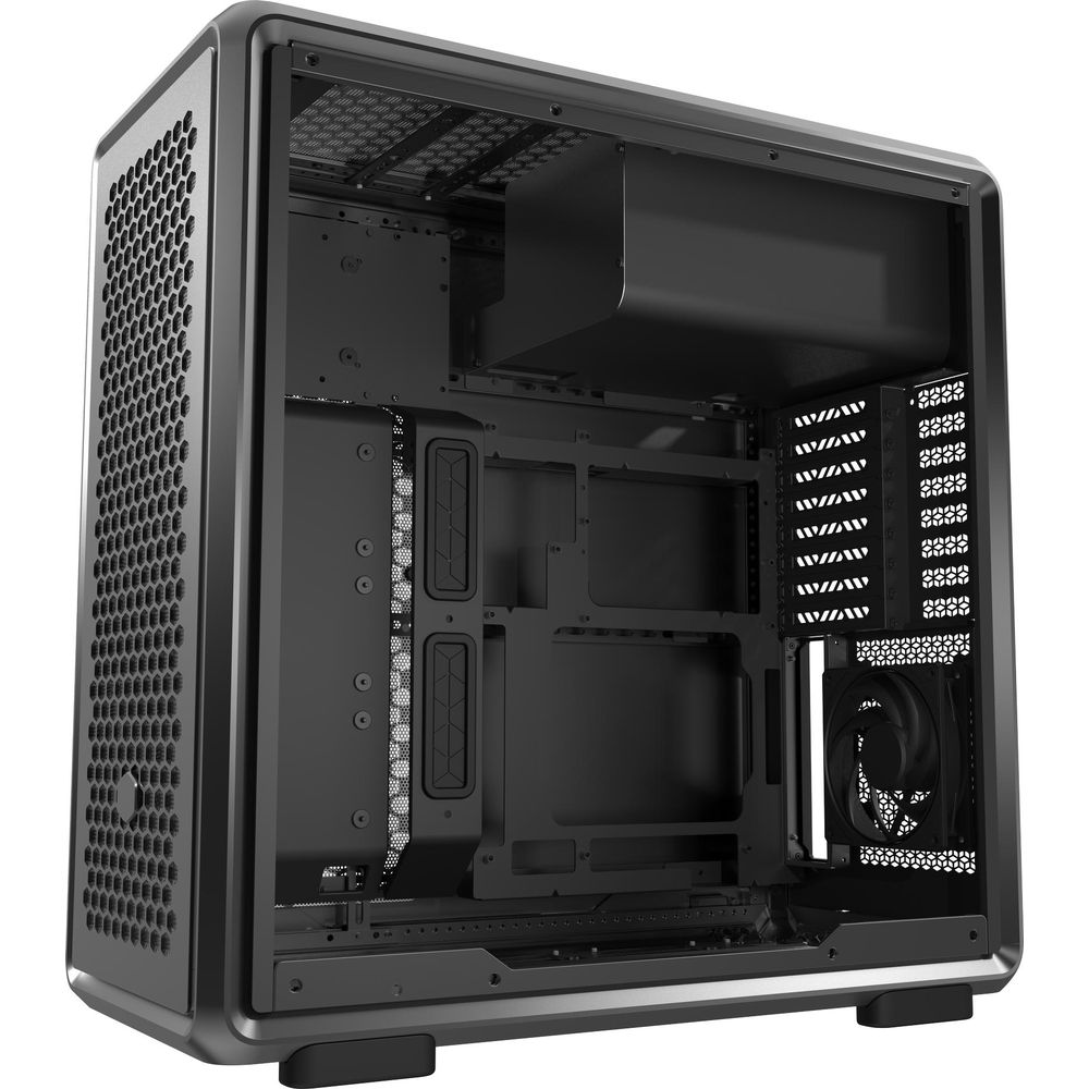 Ein schwarzes Computergehäuse mit offenem Innenraum, Lüftern und Kabelmanagement-Optionen.