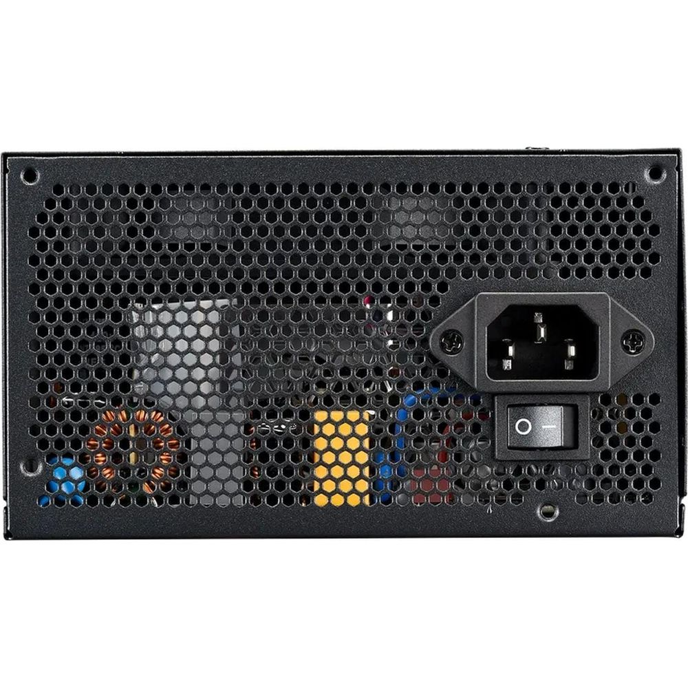 Fuente de alimentación de PC negra con rejilla, entrada de CA e interruptor.