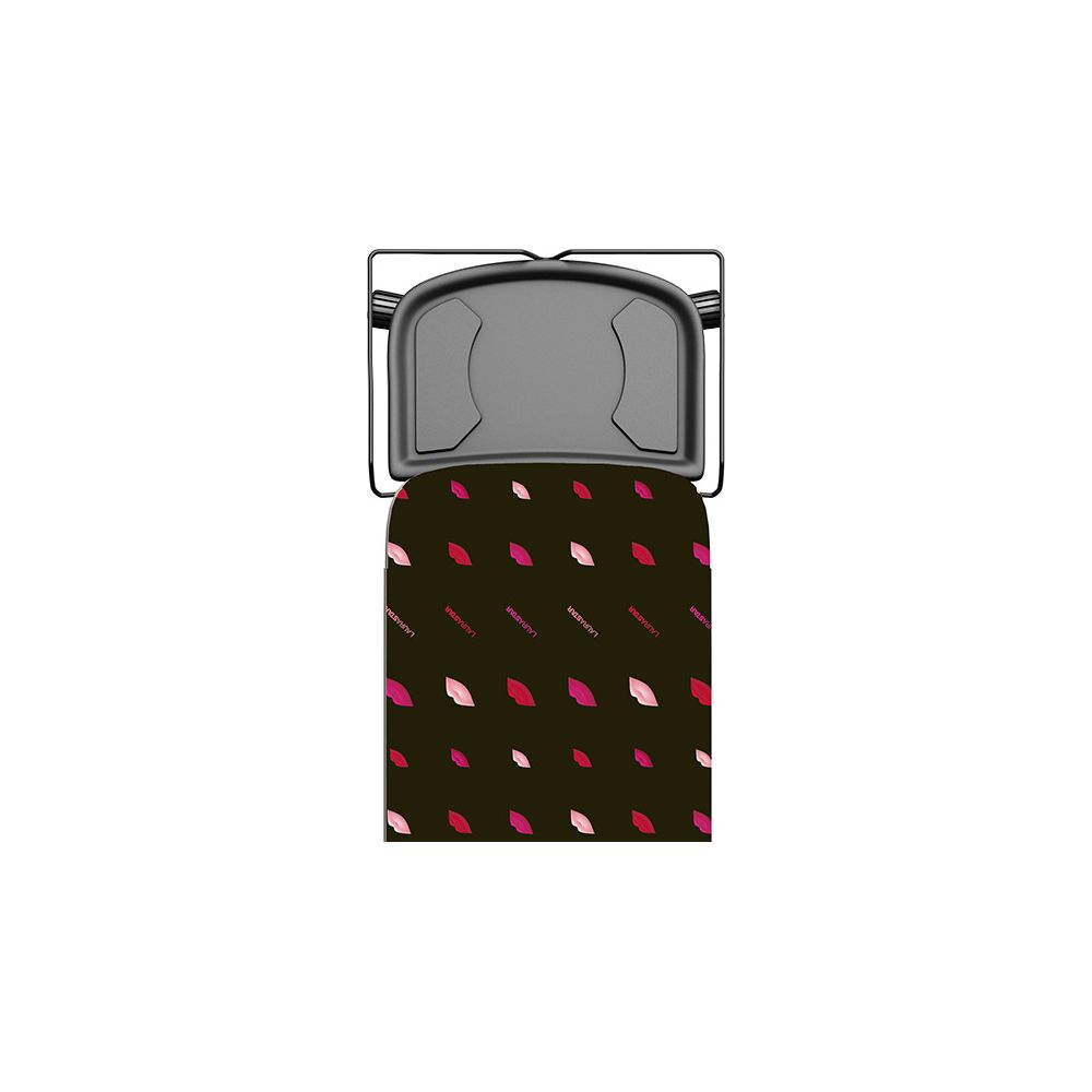 Bügeleisenauflage mit Lippenmuster in Rosa- und Rottönen auf schwarzem Hintergrund.
