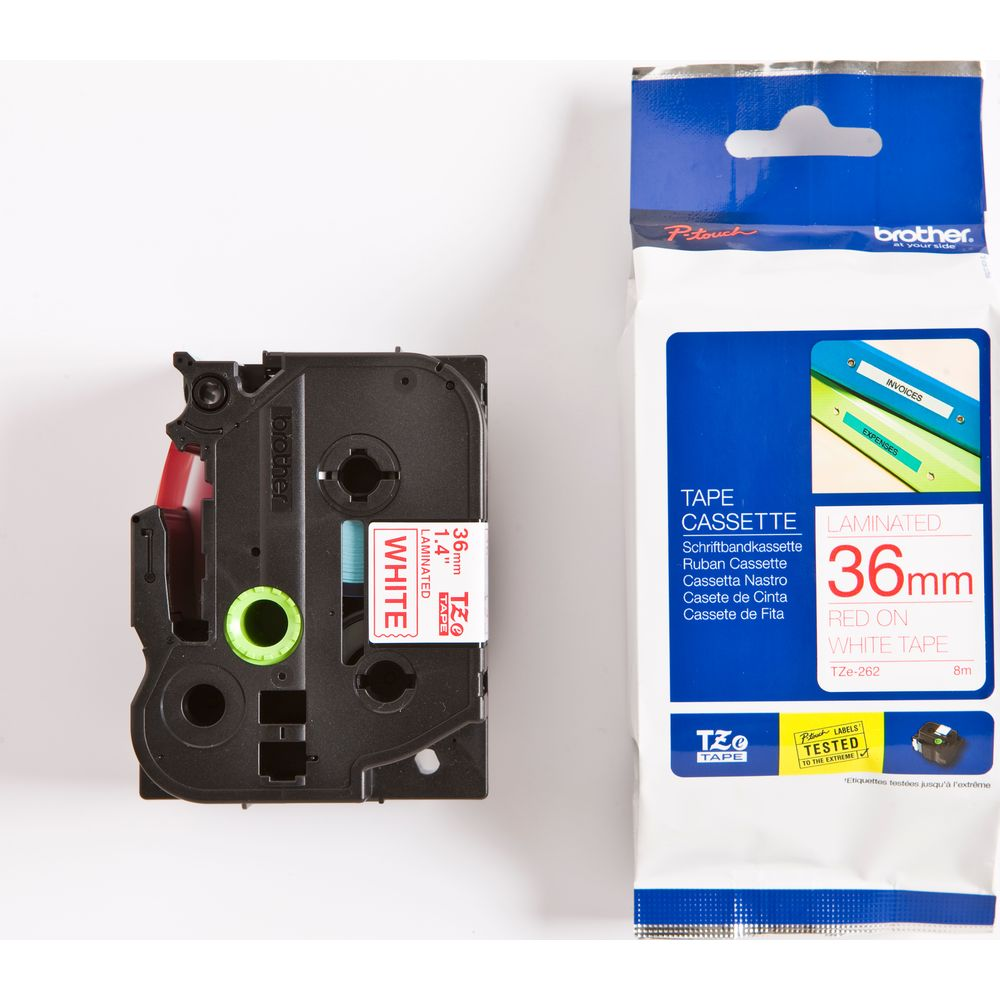Ein schwarzes Klebeband-Kassettenmodul und eine Verpackung für Brother TZe-262.